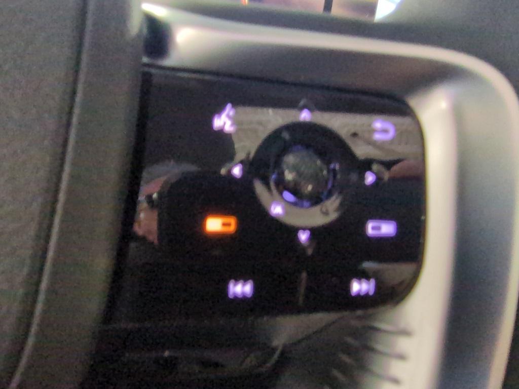 new 2025 INFINITI QX80 car, priced at $83,239