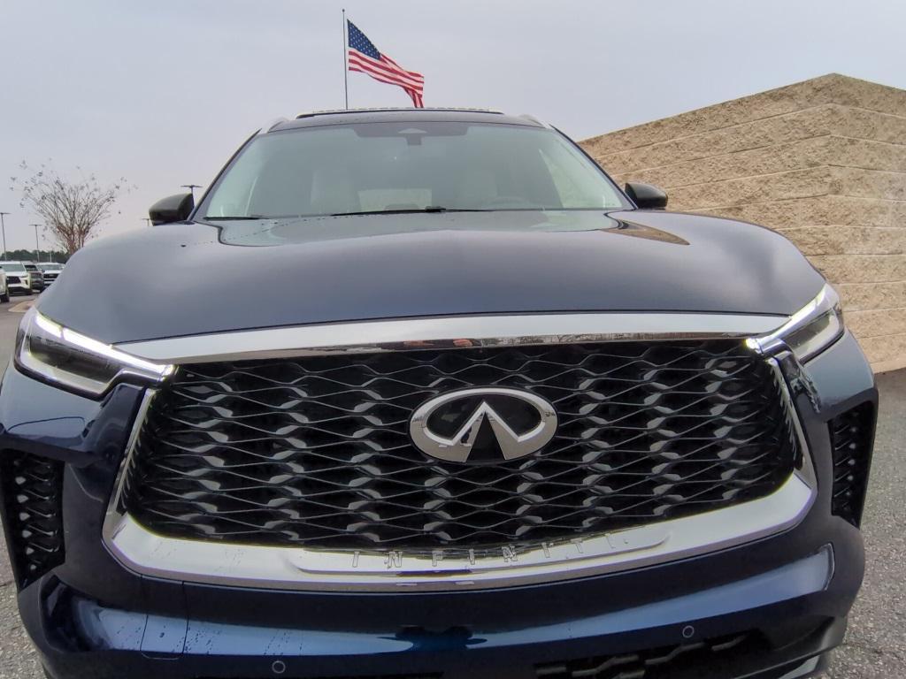 new 2025 INFINITI QX60 car, priced at $48,918