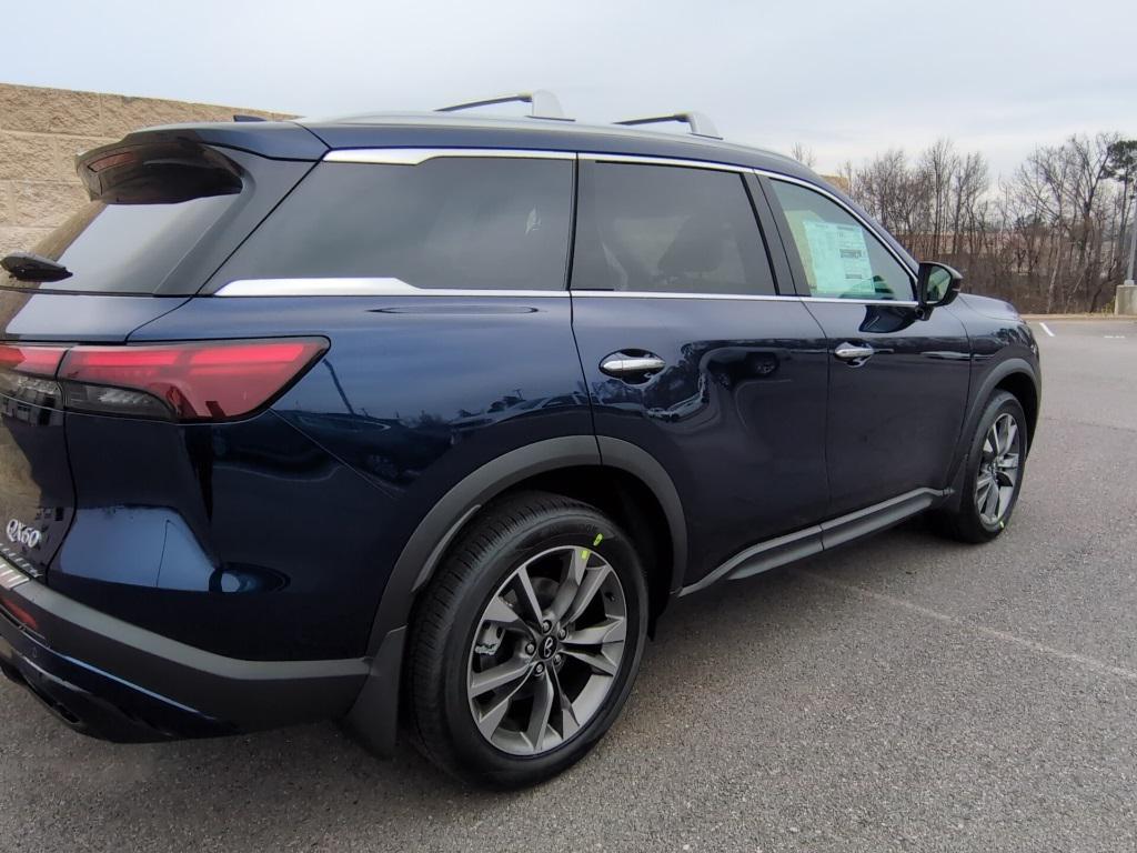 new 2025 INFINITI QX60 car, priced at $48,918