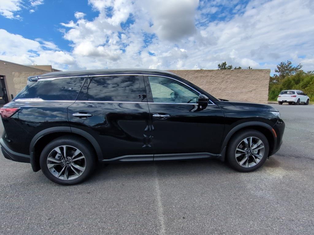 used 2025 INFINITI QX60 car, priced at $42,999