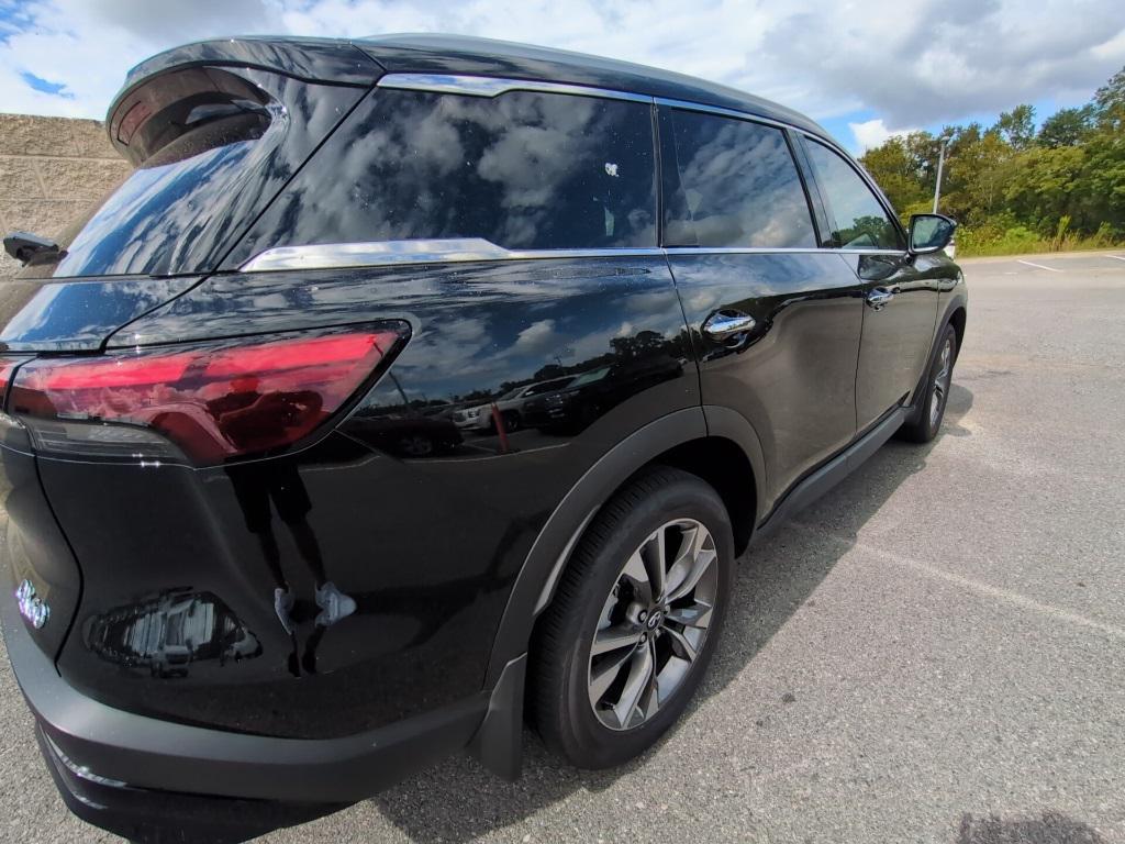 used 2025 INFINITI QX60 car, priced at $42,999