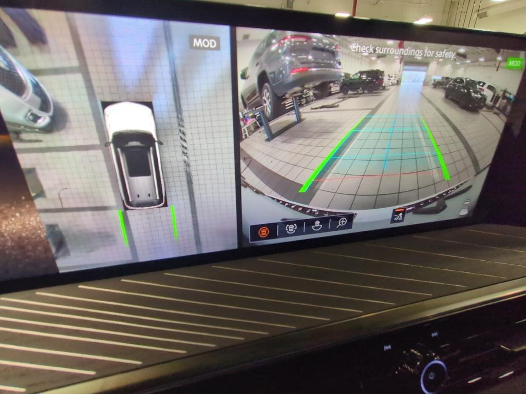 new 2026 INFINITI QX80 car, priced at $103,920