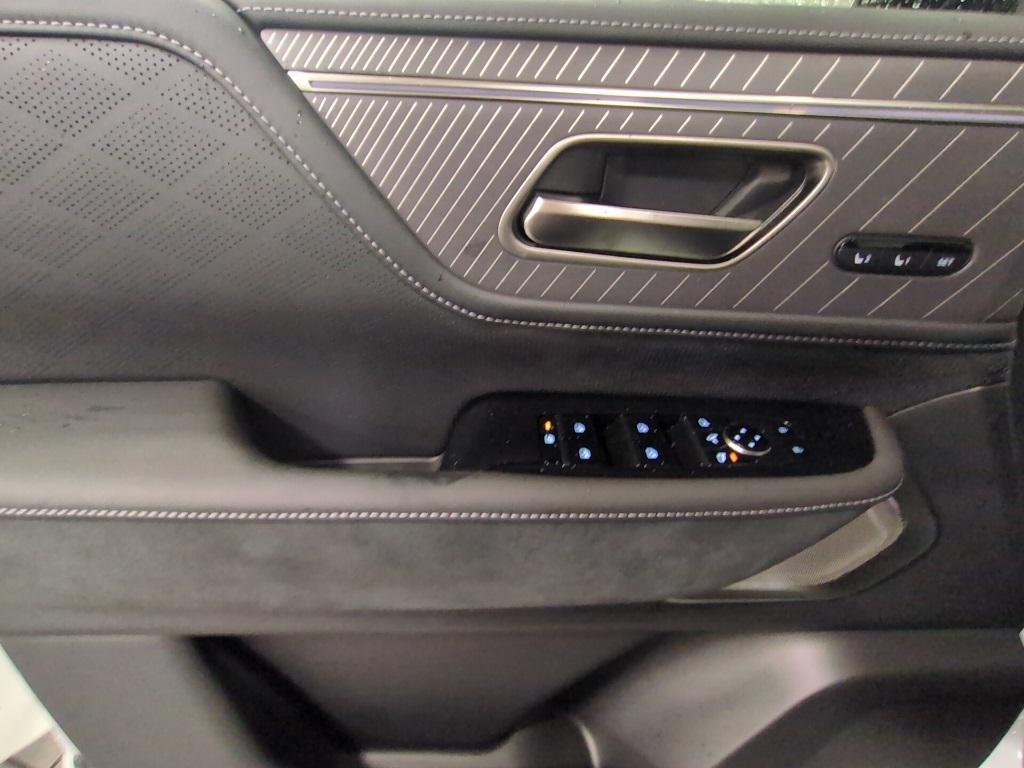 new 2026 INFINITI QX80 car, priced at $102,860