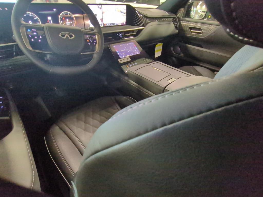 new 2026 INFINITI QX80 car, priced at $109,656
