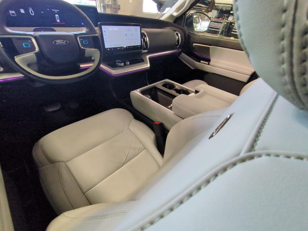 used 2025 Ford Expedition car, priced at $72,971