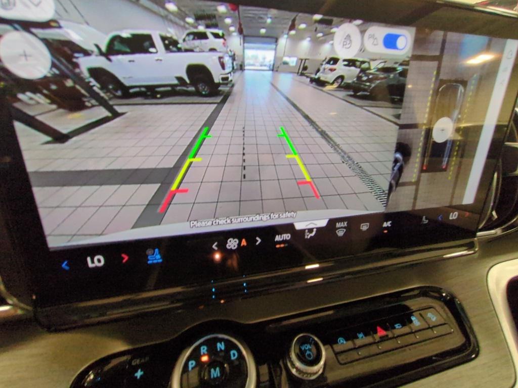 used 2025 Ford Expedition car, priced at $72,971