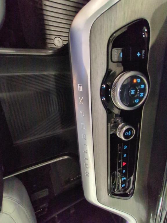 used 2025 Ford Expedition car, priced at $72,971