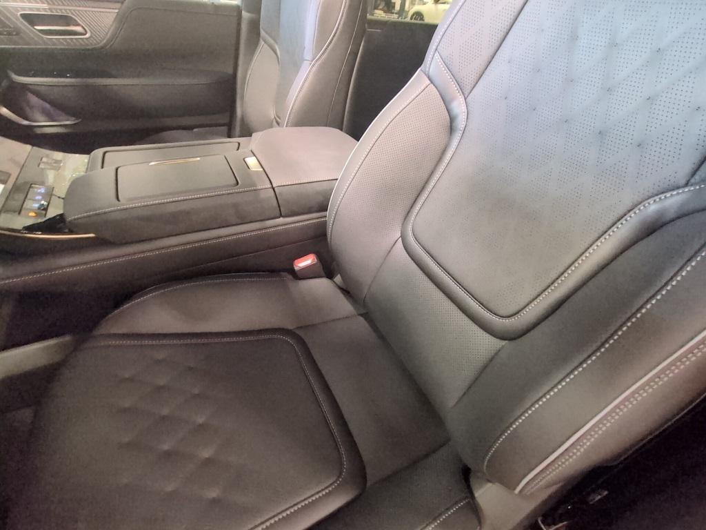 new 2026 INFINITI QX80 car, priced at $109,656