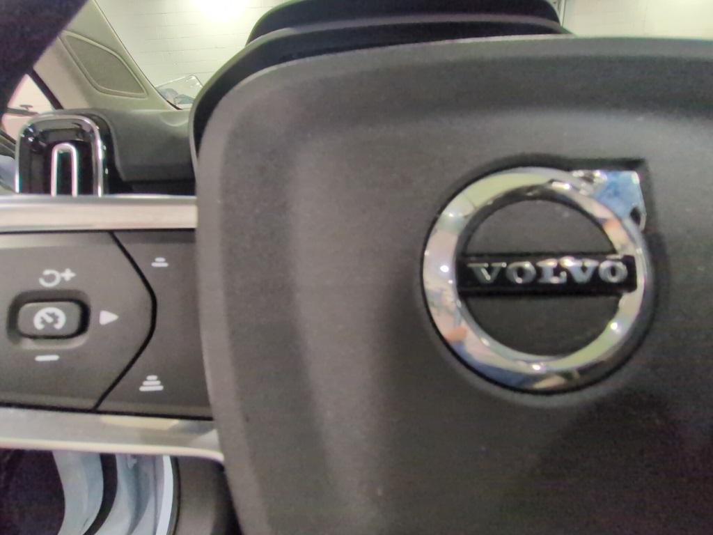 used 2024 Volvo XC40 car, priced at $36,243