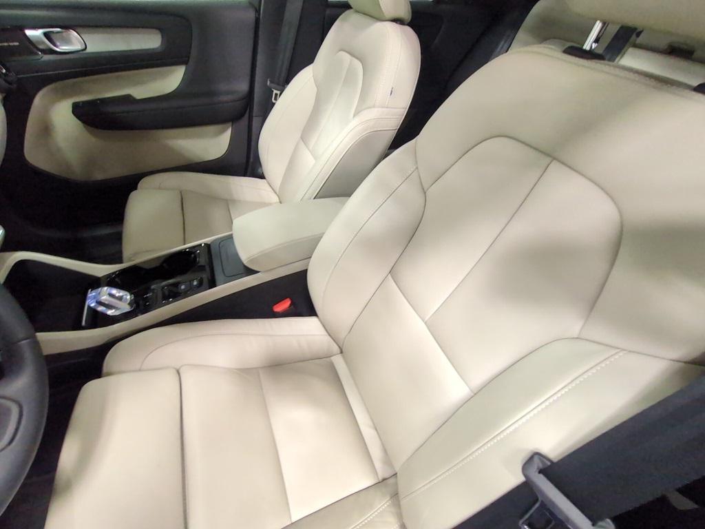 used 2024 Volvo XC40 car, priced at $36,243