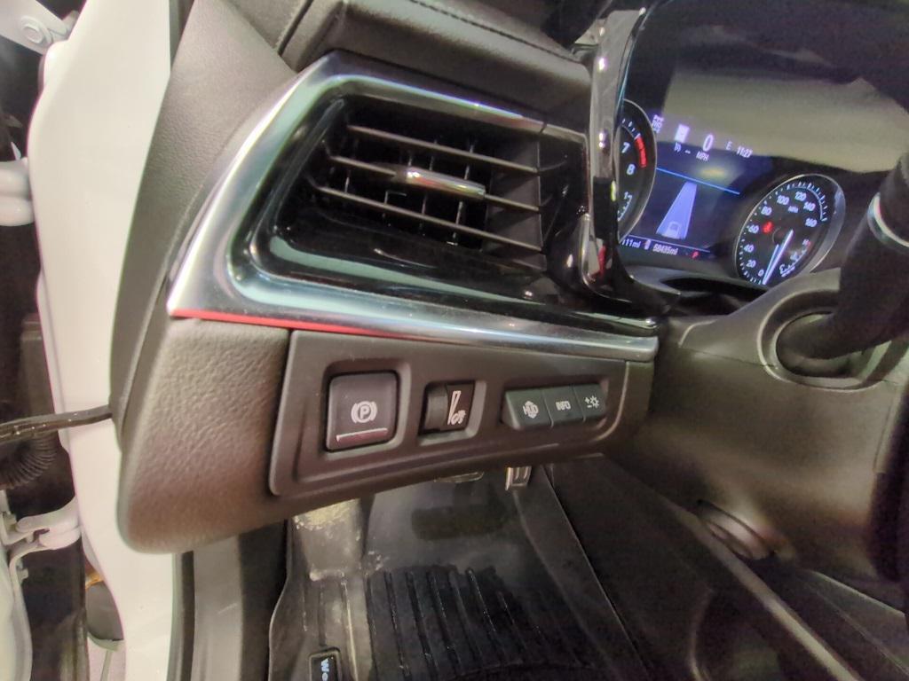 used 2022 Cadillac XT6 car, priced at $34,728