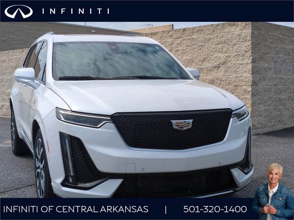 used 2022 Cadillac XT6 car, priced at $34,728