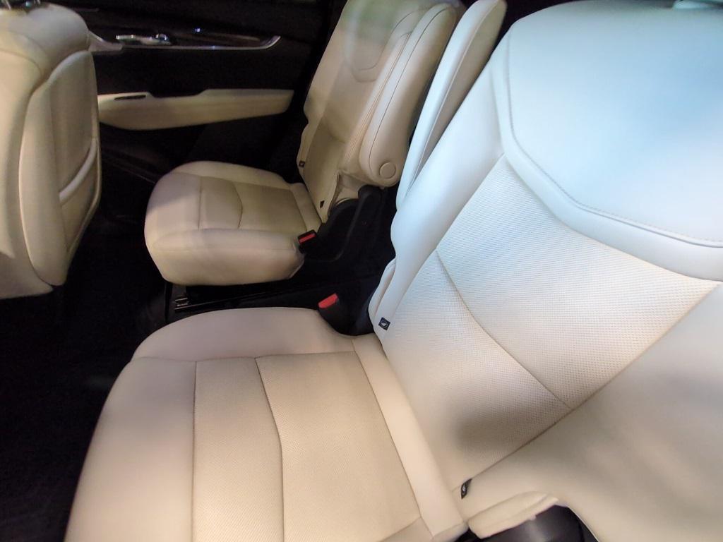 used 2022 Cadillac XT6 car, priced at $34,728