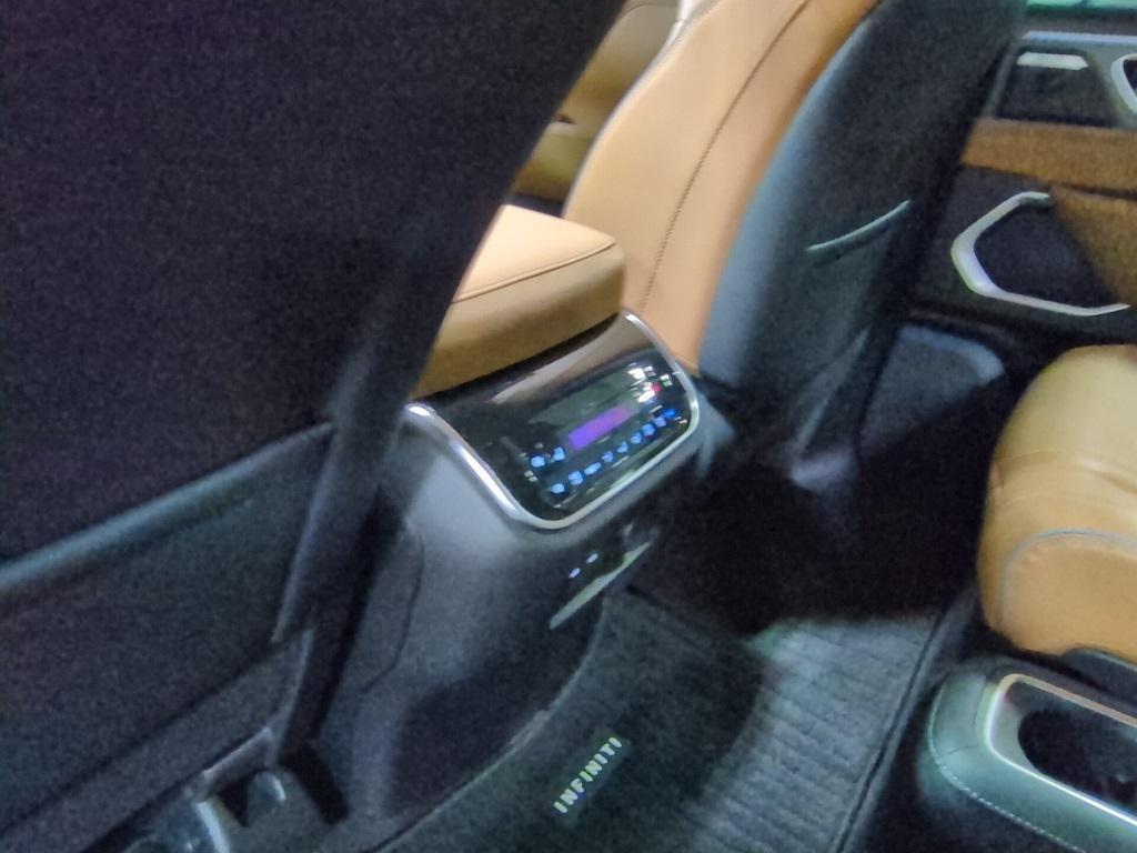 new 2025 INFINITI QX80 car, priced at $83,046