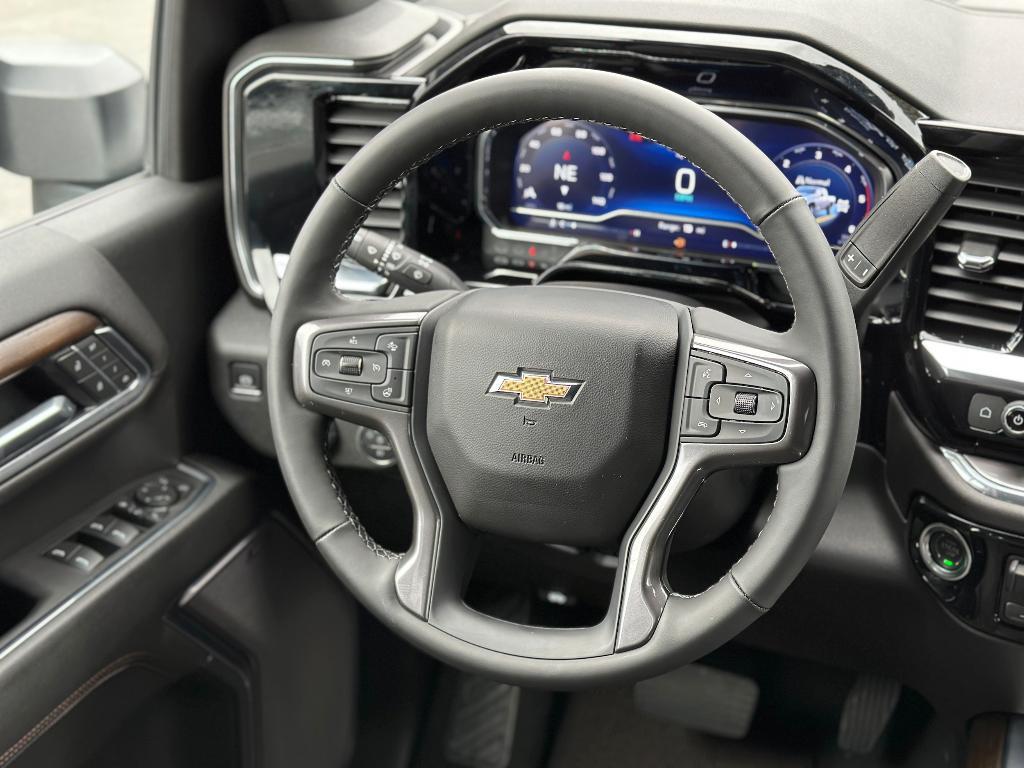 new 2025 Chevrolet Silverado 3500 car, priced at $84,920