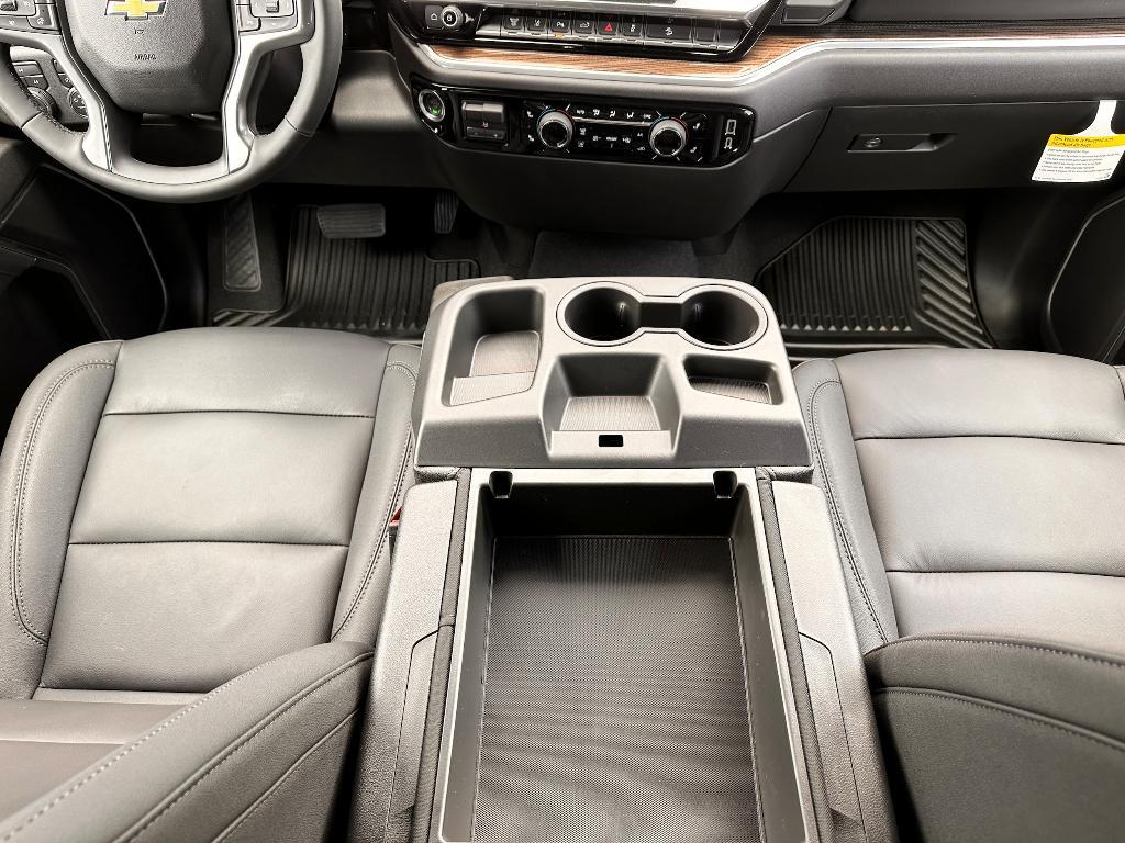 new 2025 Chevrolet Silverado 3500 car, priced at $69,704