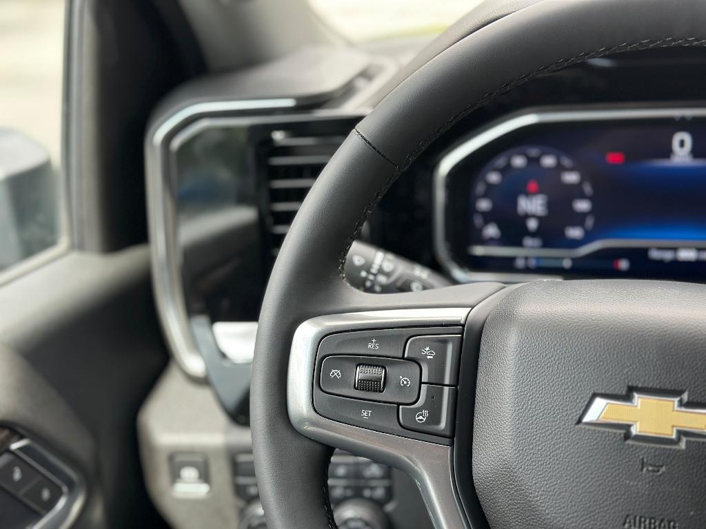 new 2025 Chevrolet Silverado 3500 car, priced at $69,704