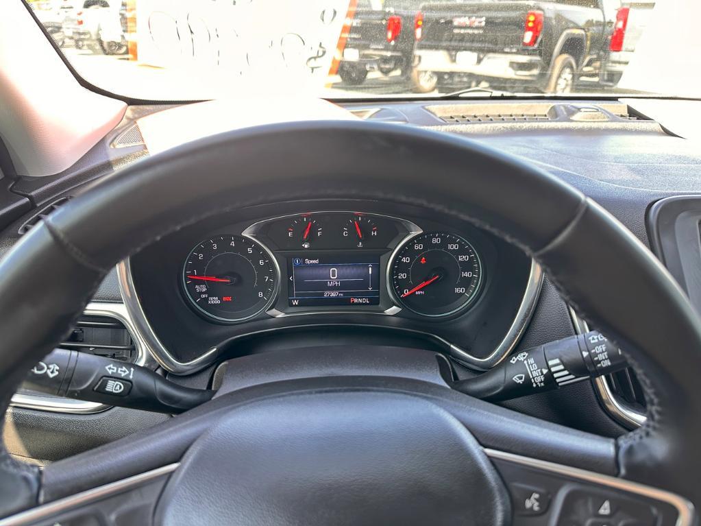 used 2024 Chevrolet Equinox car, priced at $25,990