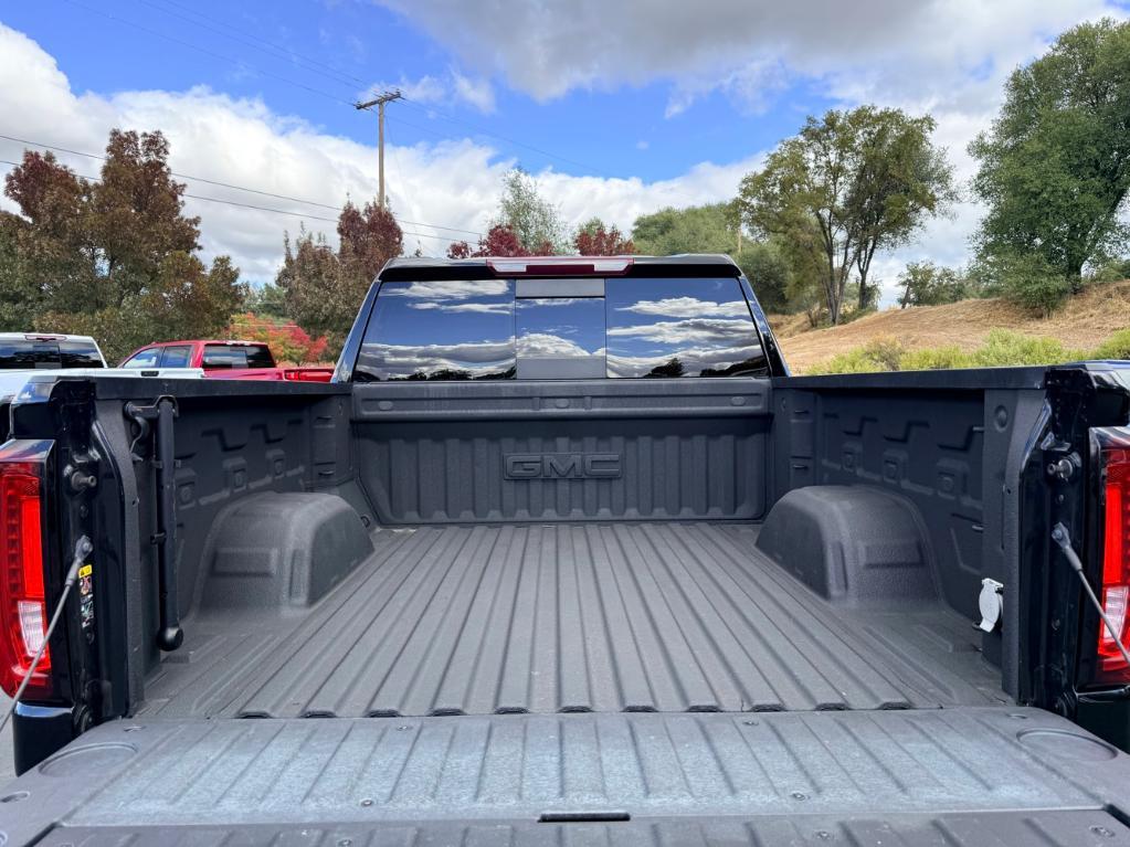 used 2022 GMC Sierra 1500 Limited car, priced at $45,990