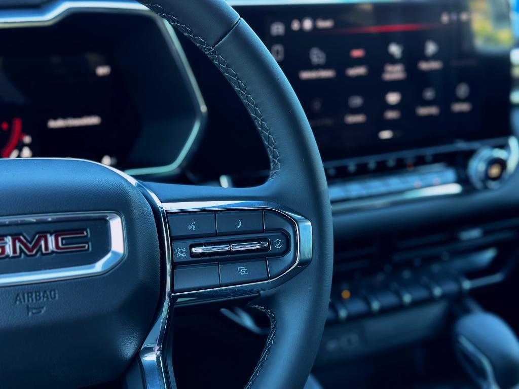 new 2025 GMC Canyon car, priced at $44,196