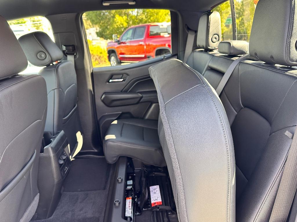 new 2025 GMC Canyon car, priced at $46,981