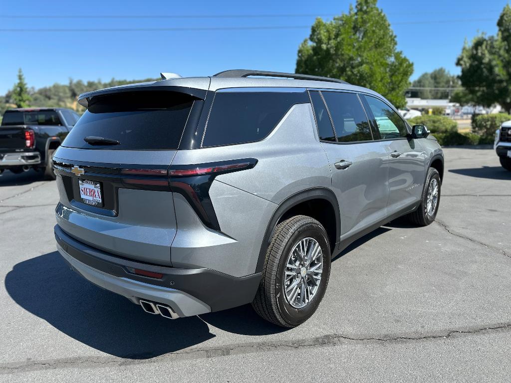 new 2025 Chevrolet Traverse car, priced at $42,160