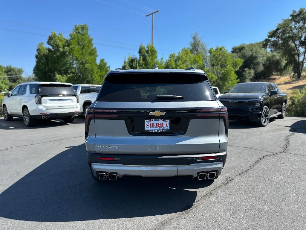 new 2025 Chevrolet Traverse car, priced at $42,160