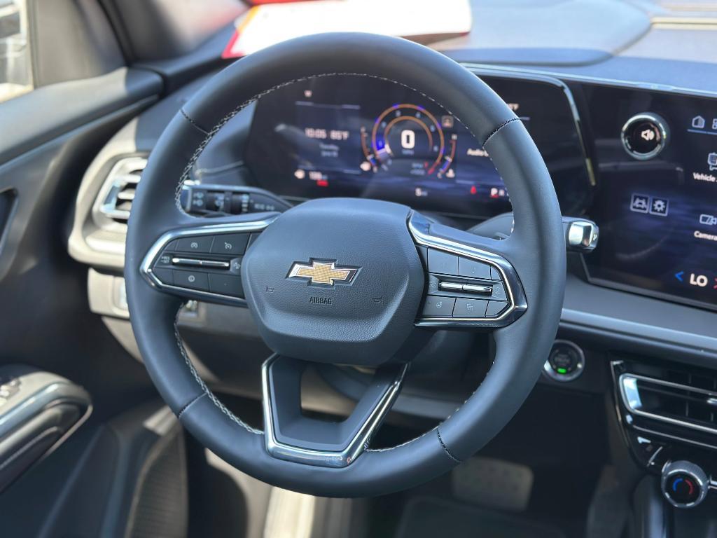 new 2025 Chevrolet Traverse car, priced at $42,160