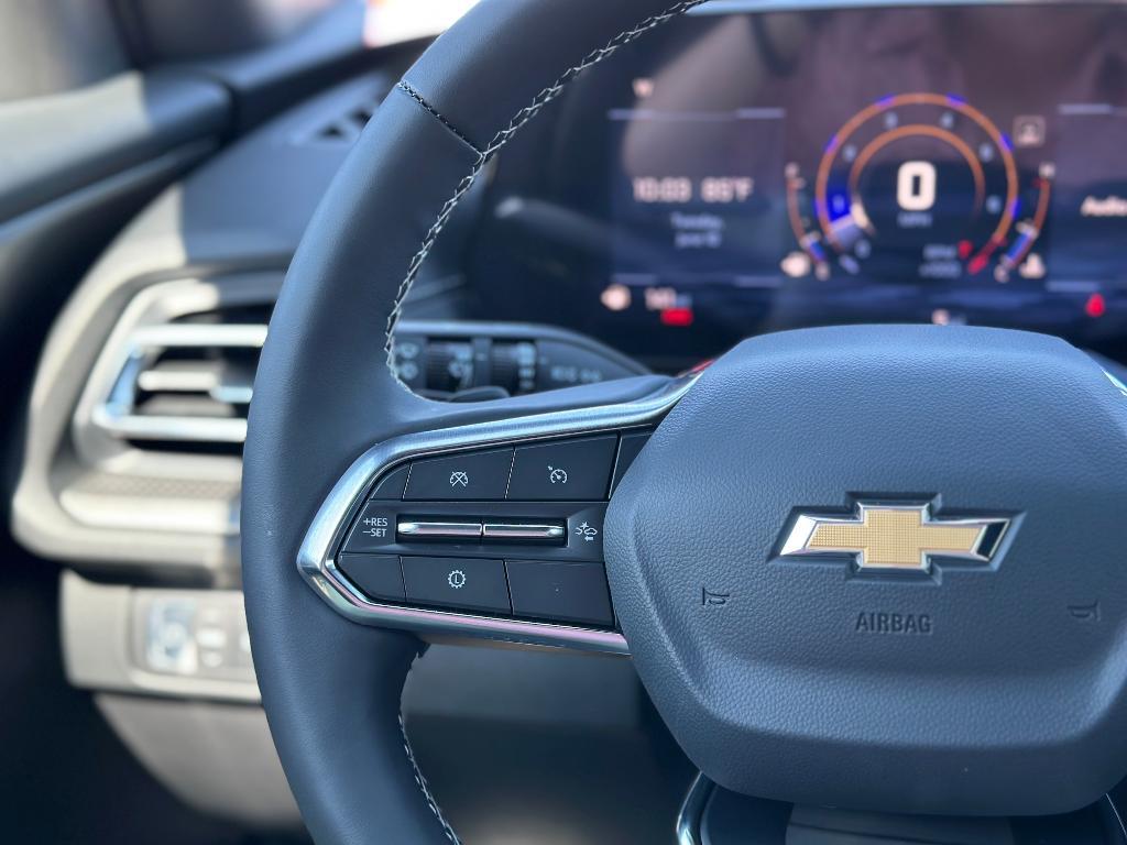 new 2025 Chevrolet Traverse car, priced at $42,160
