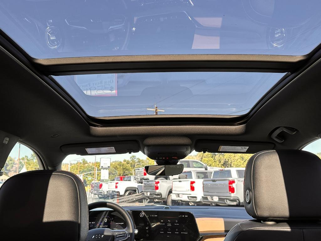 new 2026 Chevrolet Equinox car, priced at $35,917