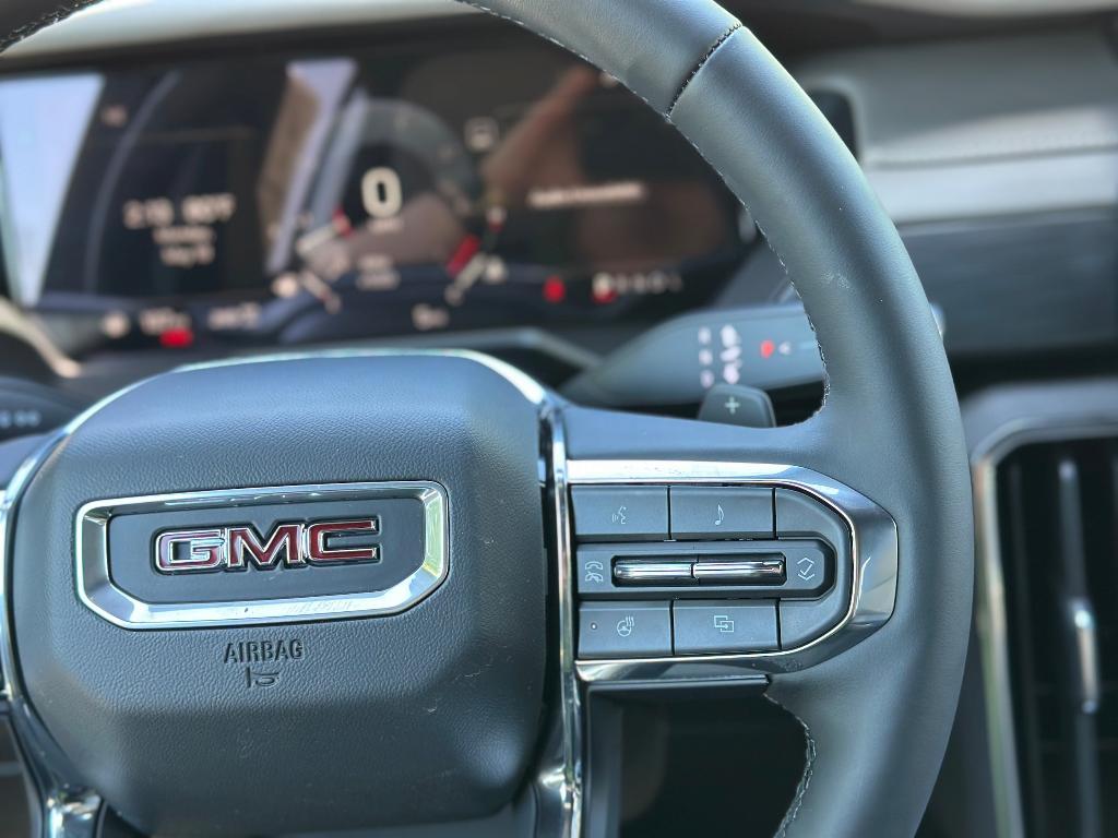 new 2025 GMC Acadia car, priced at $44,824