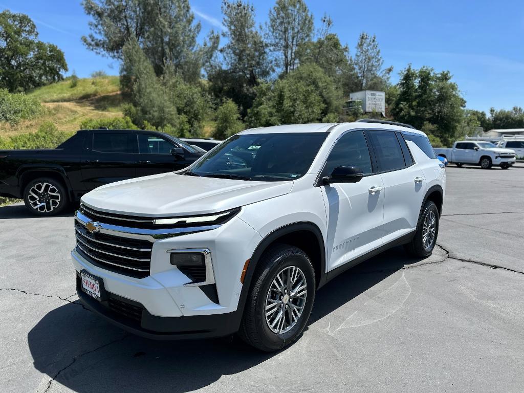new 2025 Chevrolet Traverse car, priced at $49,346