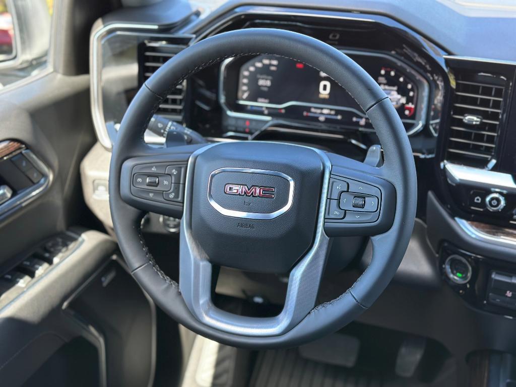 new 2025 GMC Sierra 1500 car, priced at $61,687