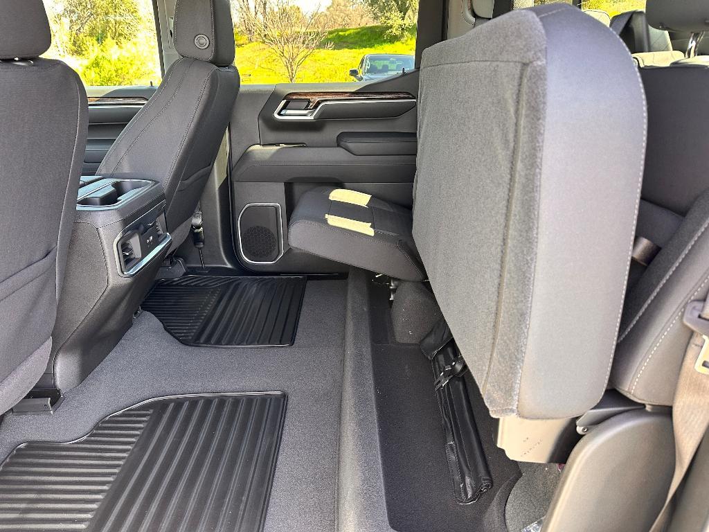 new 2025 GMC Sierra 1500 car, priced at $57,535