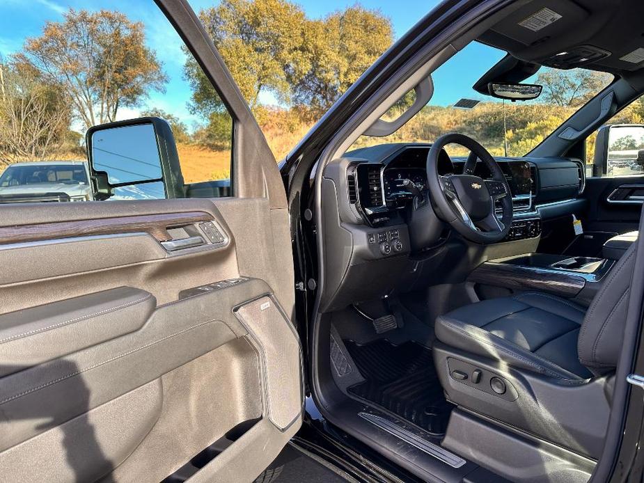 new 2025 Chevrolet Silverado 3500 car, priced at $76,338