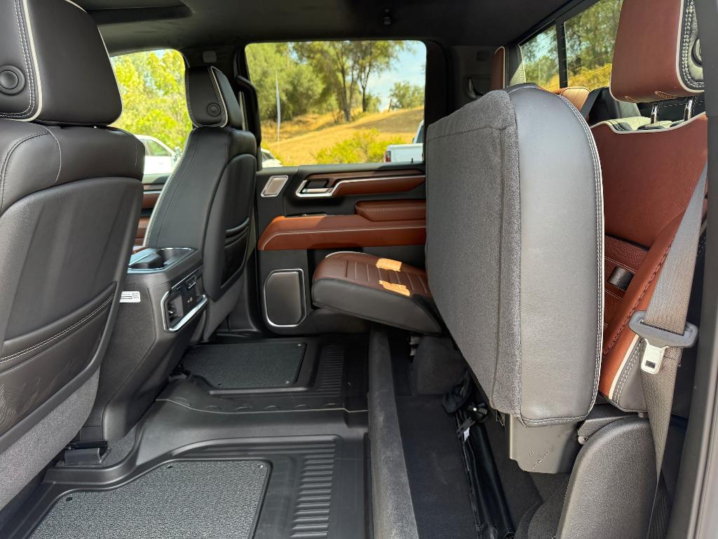 new 2025 GMC Sierra 2500 car, priced at $90,006