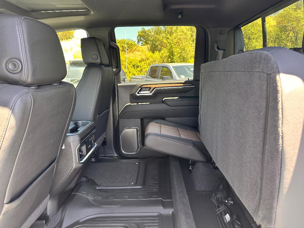 new 2025 Chevrolet Silverado 3500 car, priced at $86,075