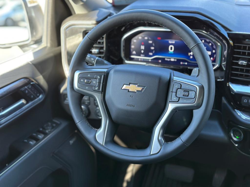 new 2025 Chevrolet Silverado 1500 car, priced at $62,692