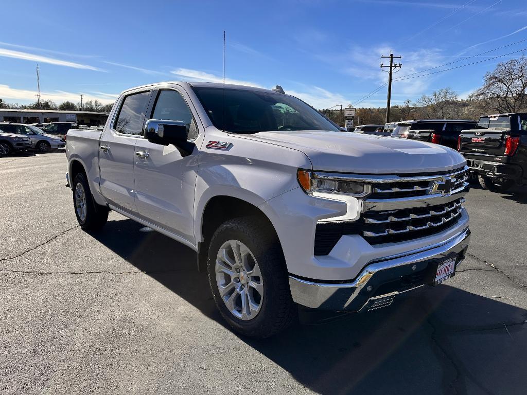 new 2025 Chevrolet Silverado 1500 car, priced at $62,692