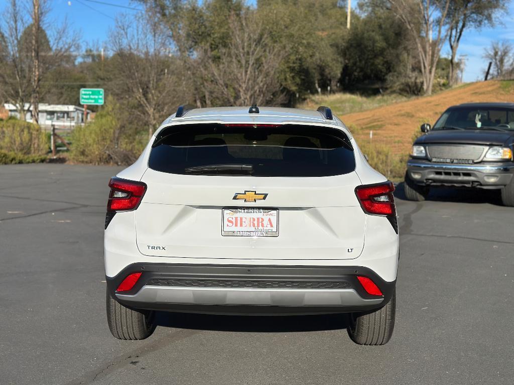 new 2025 Chevrolet Trax car, priced at $23,742