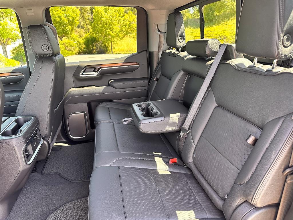 new 2025 GMC Sierra 1500 car, priced at $69,854
