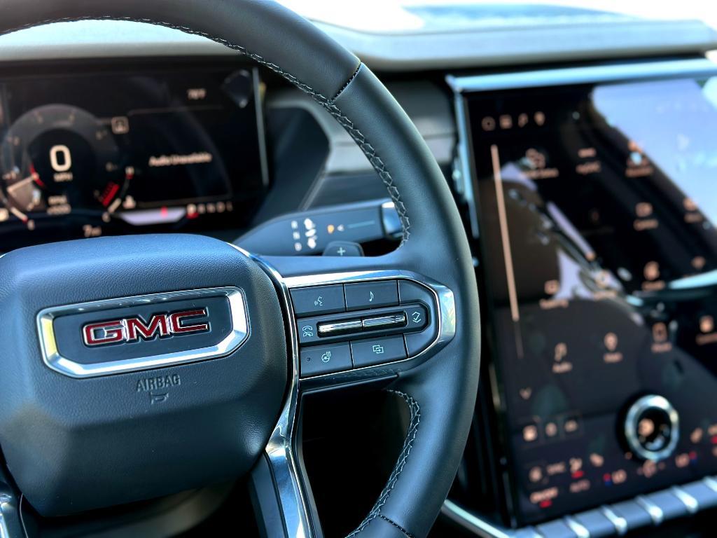 new 2025 GMC Acadia car, priced at $44,379