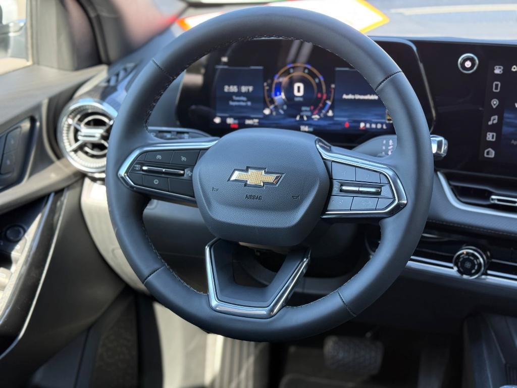 new 2026 Chevrolet Equinox car, priced at $30,629