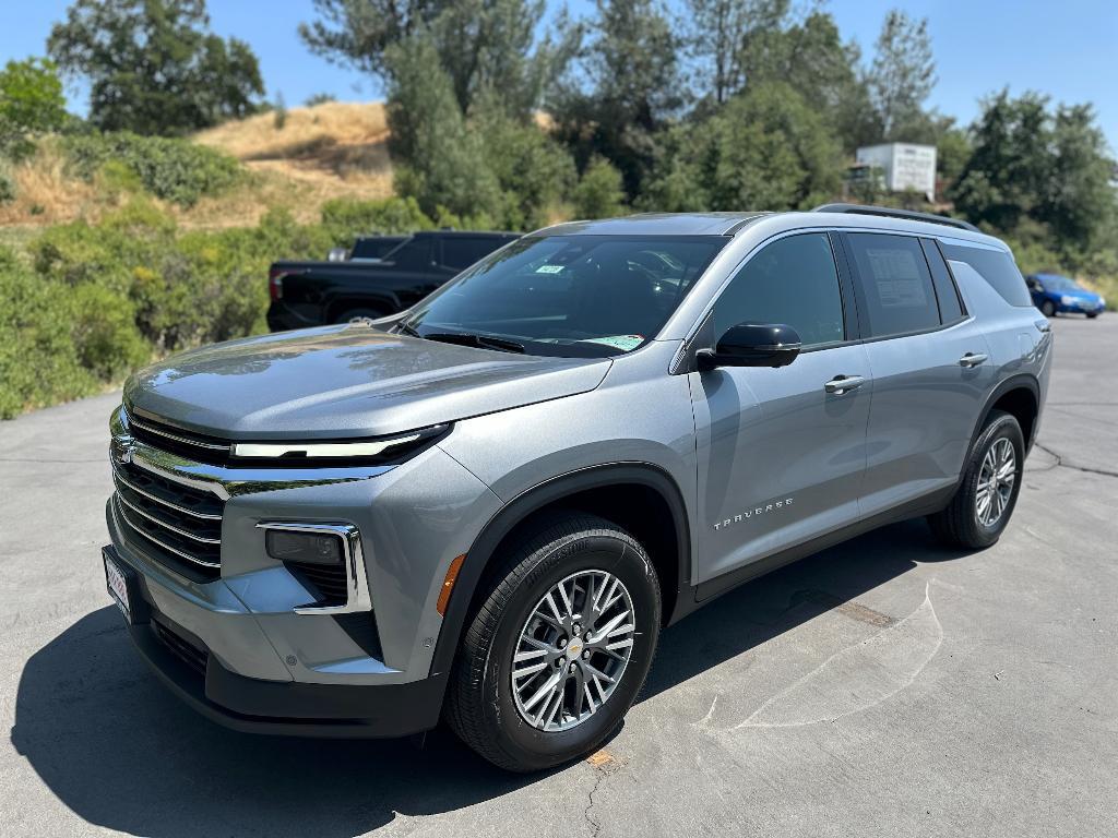 new 2025 Chevrolet Traverse car, priced at $47,784
