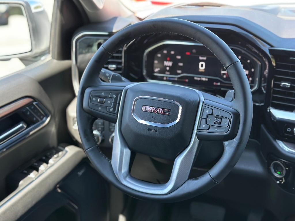 new 2025 GMC Sierra 1500 car, priced at $62,811