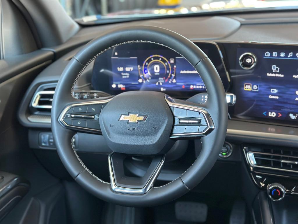 new 2025 Chevrolet Traverse car, priced at $42,160