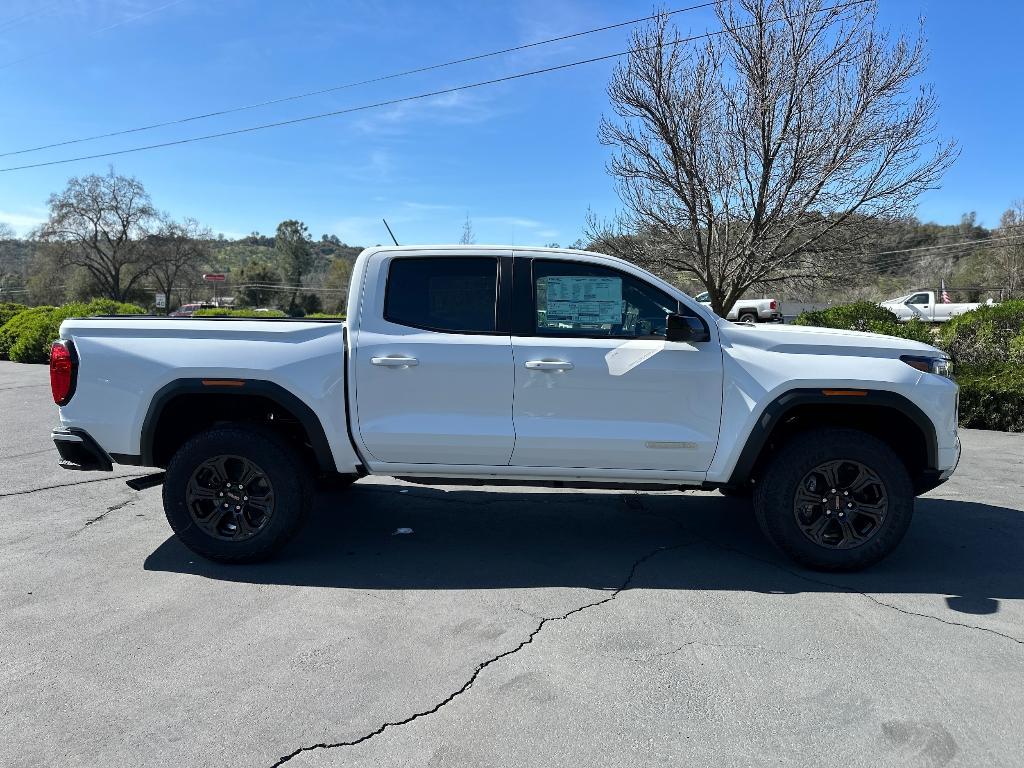 new 2025 GMC Canyon car, priced at $37,766