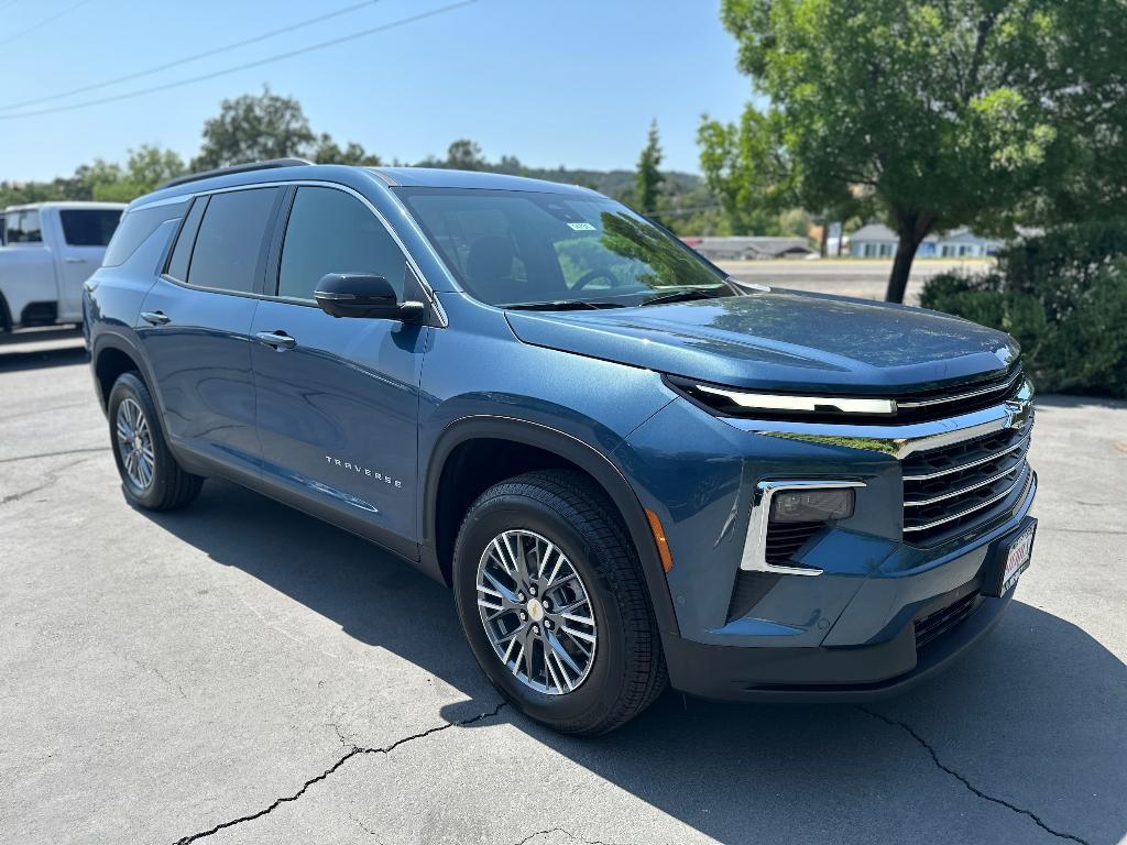 new 2025 Chevrolet Traverse car, priced at $47,784