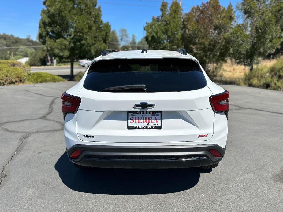 new 2024 Chevrolet Trax car, priced at $25,390