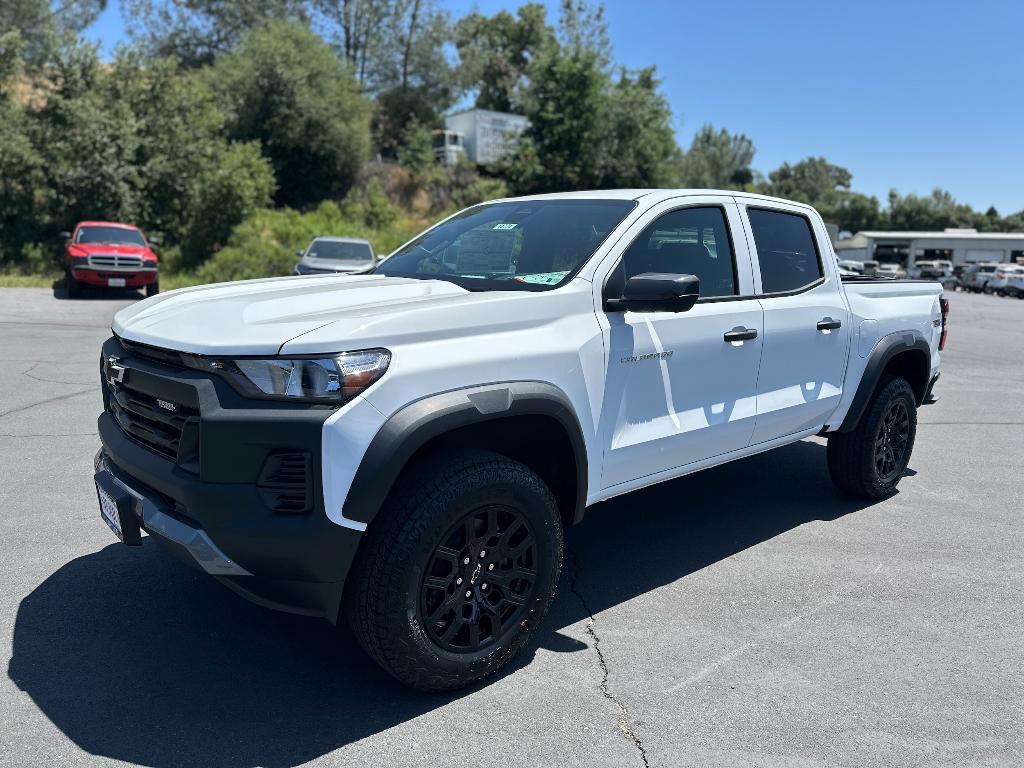 new 2025 Chevrolet Colorado car, priced at $43,107